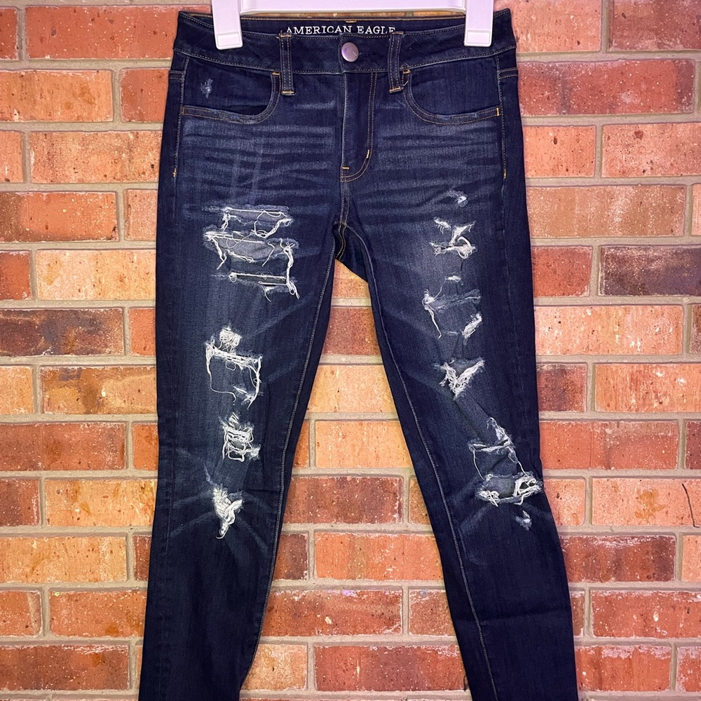 American Eagles Ripped Skinny Jeans